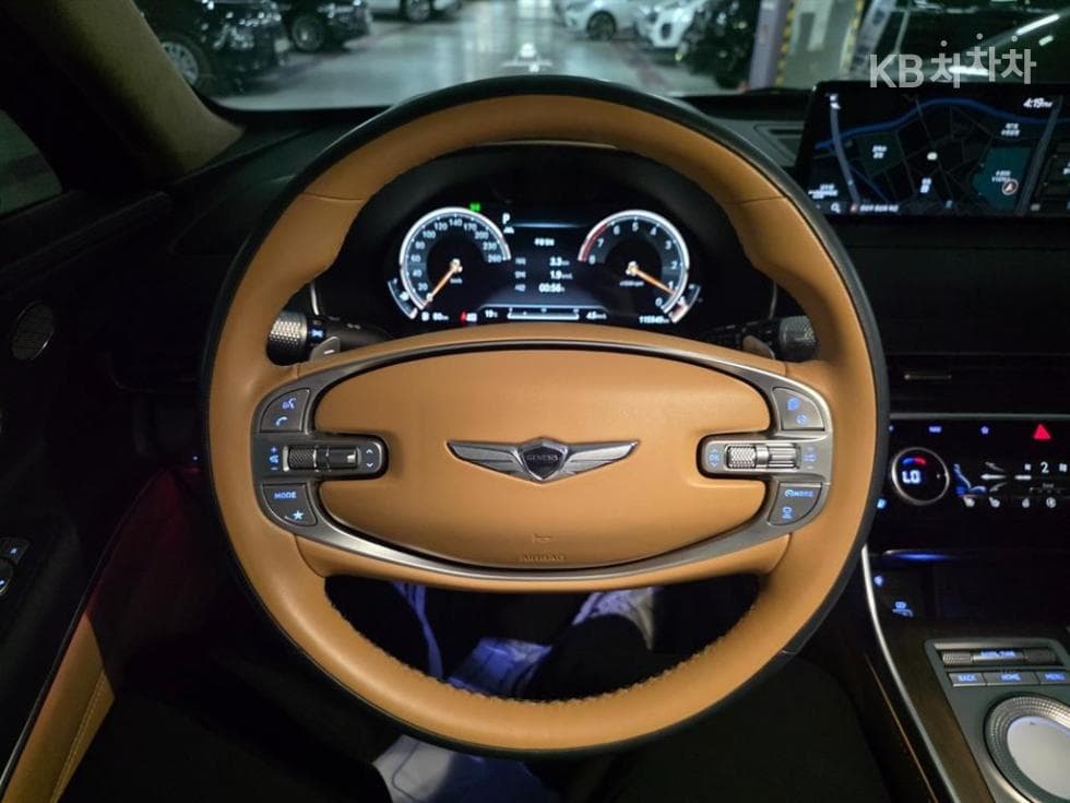 Genesis GV802.5 Turbo Gasoline AWD - 10
