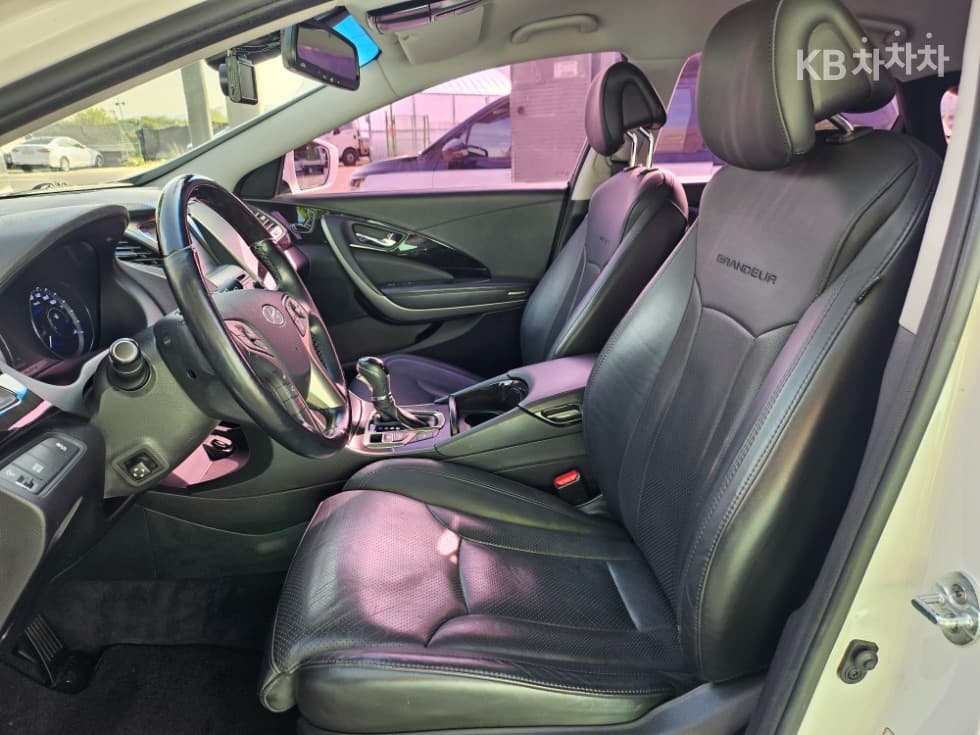 Хюндай Grandeur (Azera) ХибридPremium - 10