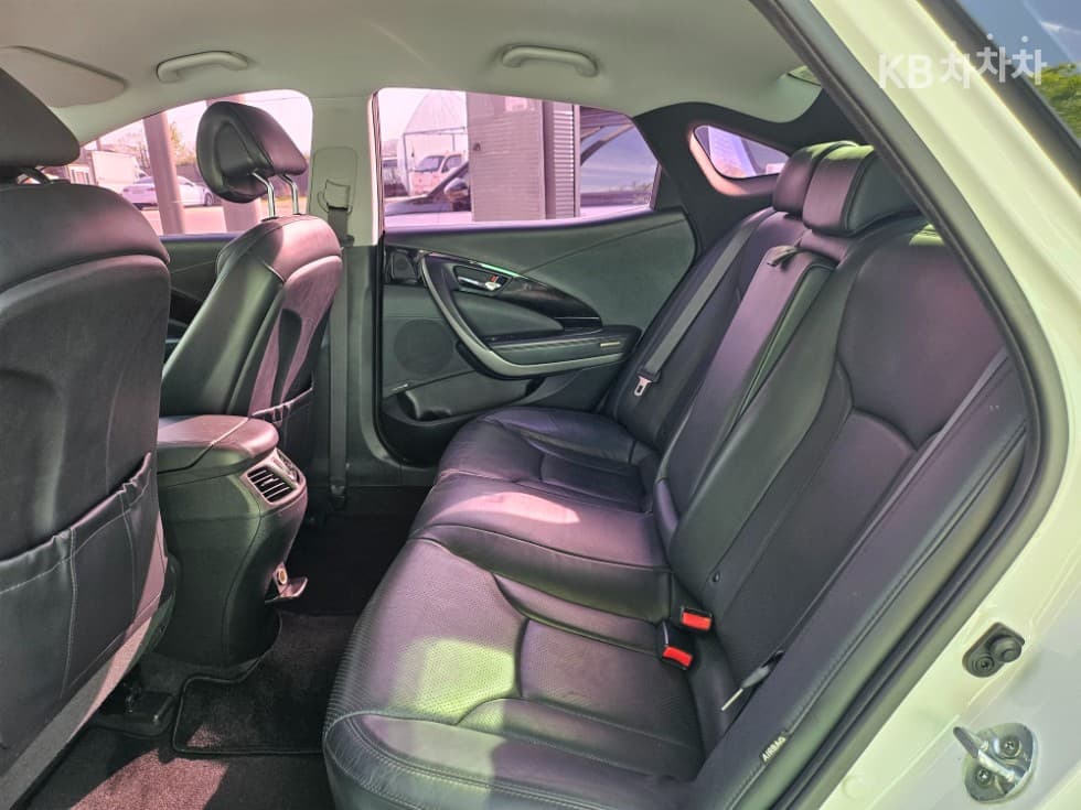 Хюндай Grandeur (Azera) ХибридPremium - 11