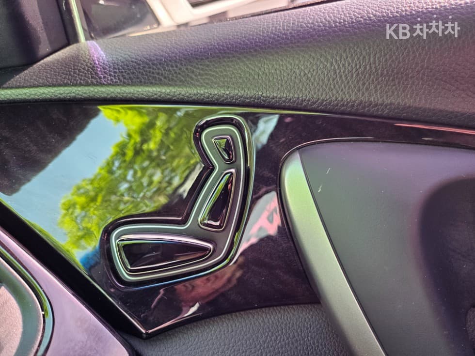 Хюндай Grandeur (Azera) ХибридPremium - 17