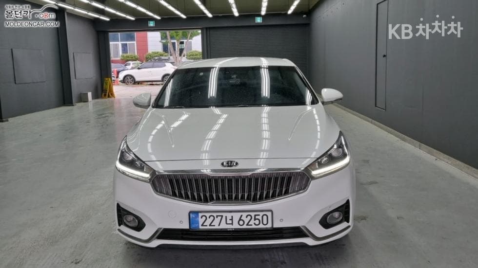 Kia All New K73.0 LPI Rental car Luxury - 3