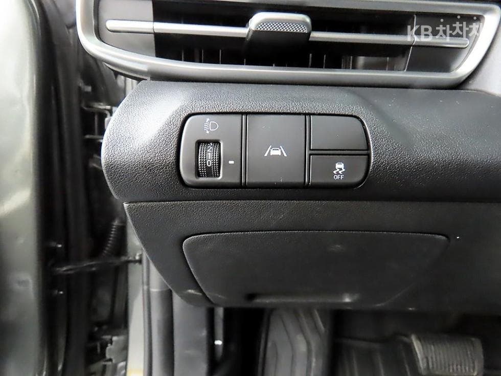 Hyundai All New Avante (Elantra)(CN7)1.6 Gasoline Modern - 12