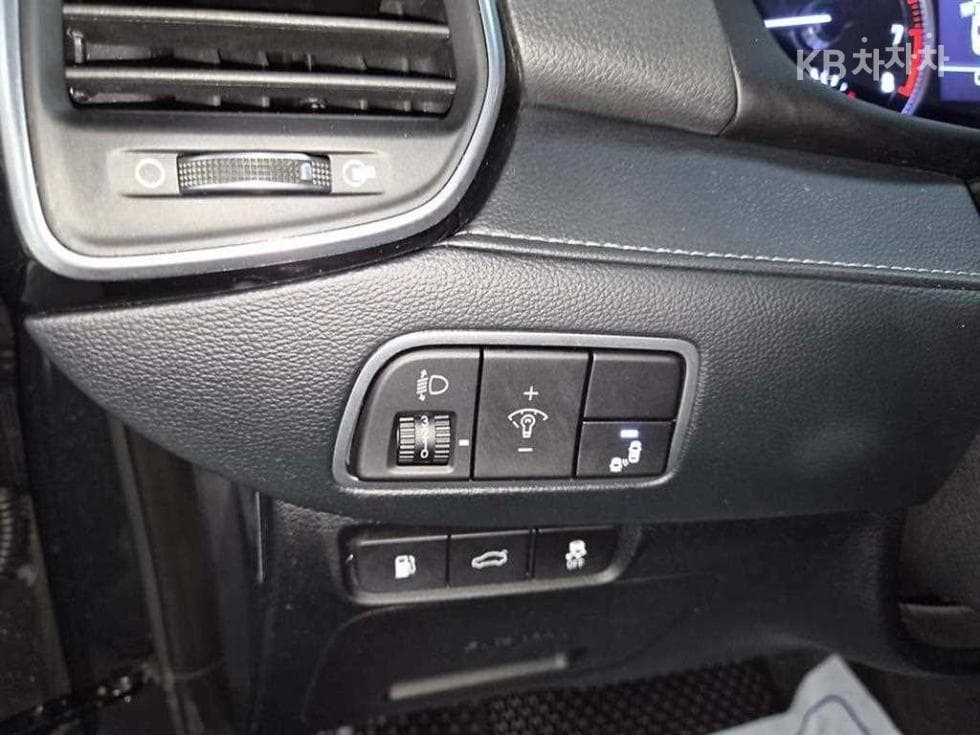 Hyundai Grandeur (Azera)IG2.4 Exclusive Special (special feature/edition) - 13