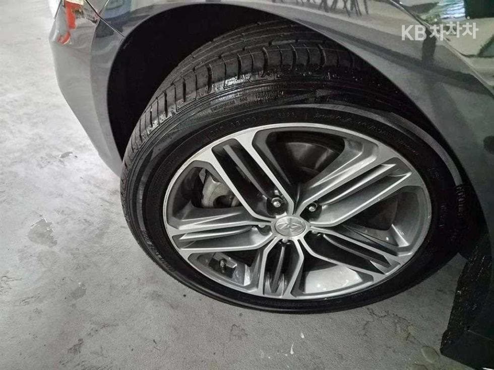Hyundai Grandeur (Azera)IG2.4 Exclusive Special (special feature/edition) - 20
