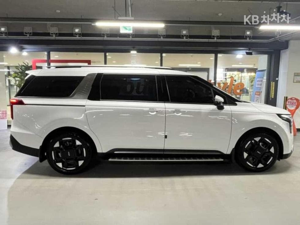 Kia The New (facelift) Carnival 4th generationG3.5 GDI 9-seater Gravity - 3