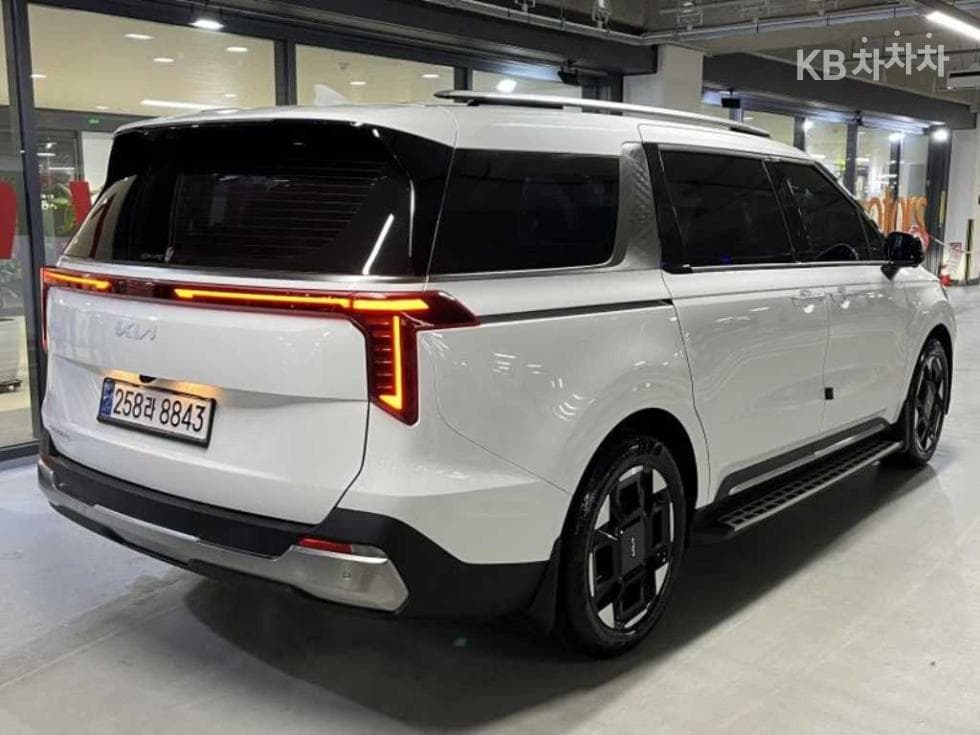 Kia The New (facelift) Carnival 4th generationG3.5 GDI 9-seater Gravity - 4