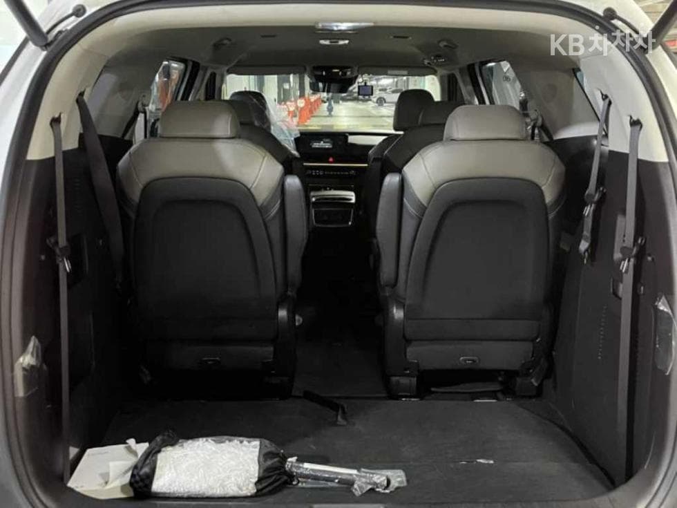 Kia The New (facelift) Carnival 4th generationG3.5 GDI 9-seater Gravity - 6