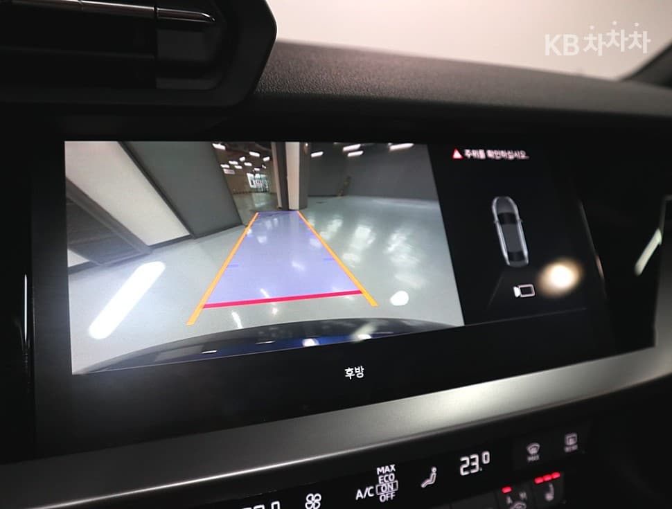 Ауди A3 (8Y)40 TFSI Стандартен - 12