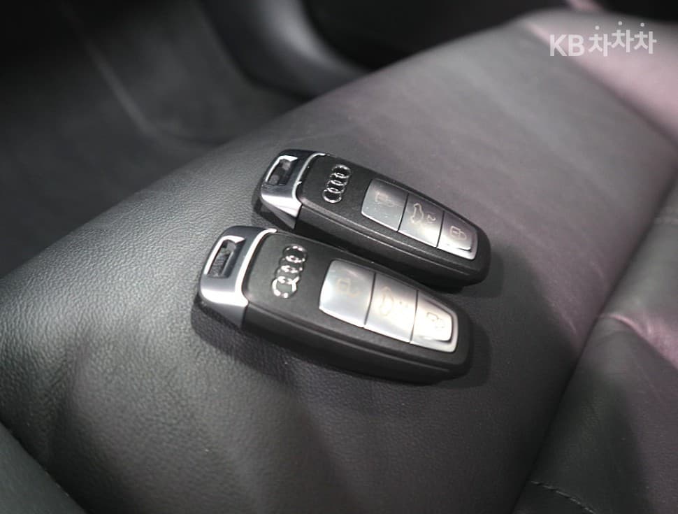 Ауди A3 (8Y)40 TFSI Стандартен - 16