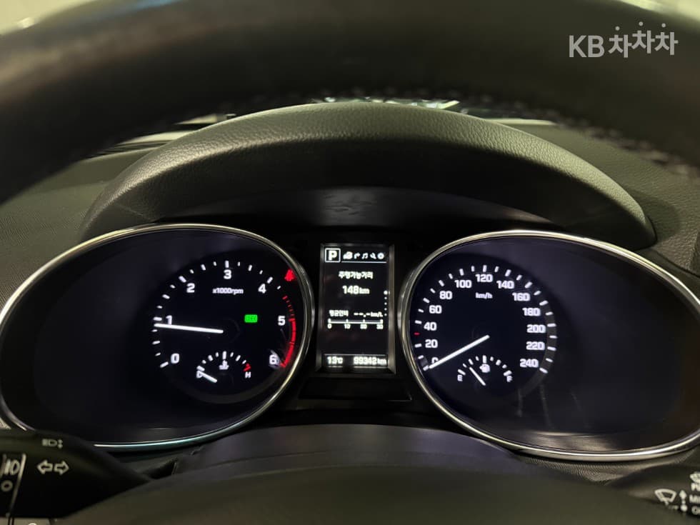 Hyundai The New (facelift) 맥스CruzeDiesel(e-VGT)R2.2 2WD Exclusive Special (special feature/edition) 7-seater (Limousine) - 7