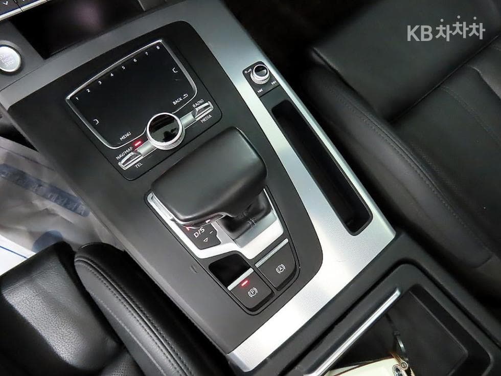Audi The New Q5(FY)50 Turbo Diesel Injection Quattro Premium - 10