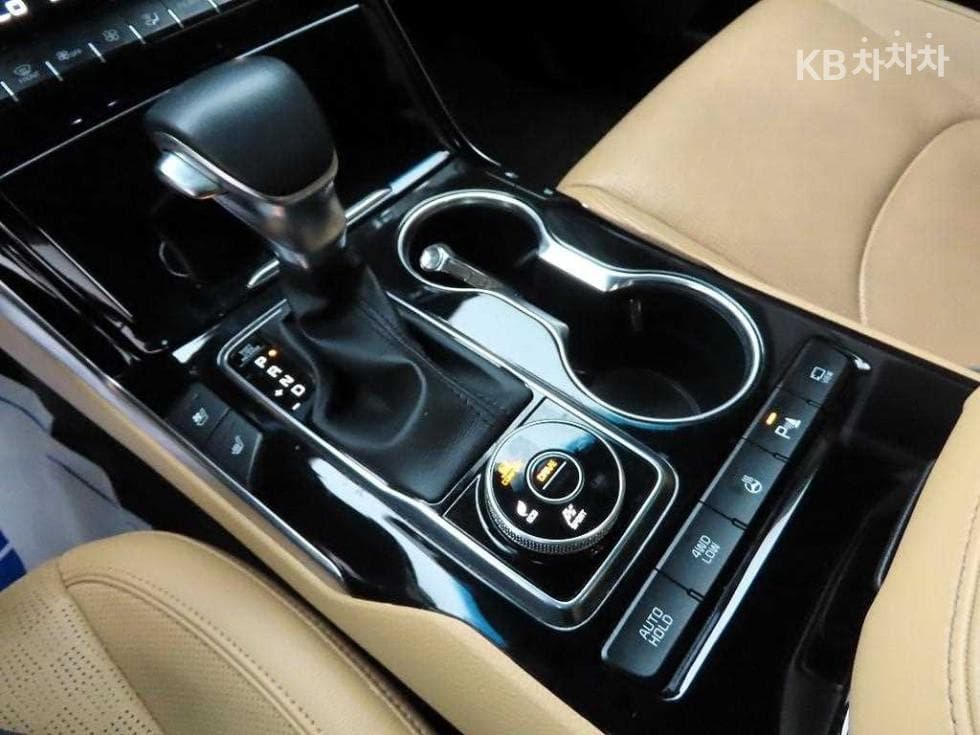 Kia Mohave 더마스터3.0 Diesel 4WD 플래티넘 - 10