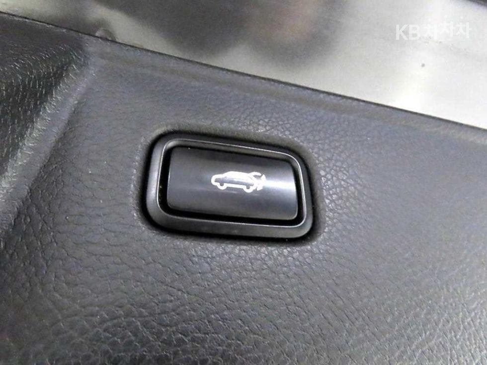 Kia Mohave 더마스터3.0 Diesel 4WD 플래티넘 - 16