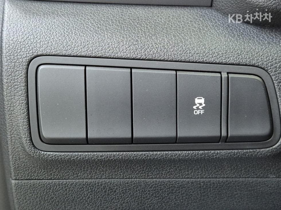 Hyundai All New TucsonDiesel(e-VGT UⅡ)1.7 2WD Style - 17