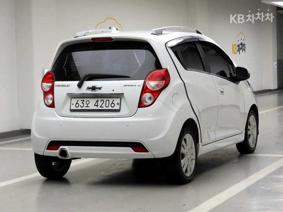 GM Korea Chevrolet SparkLT Standard - 4