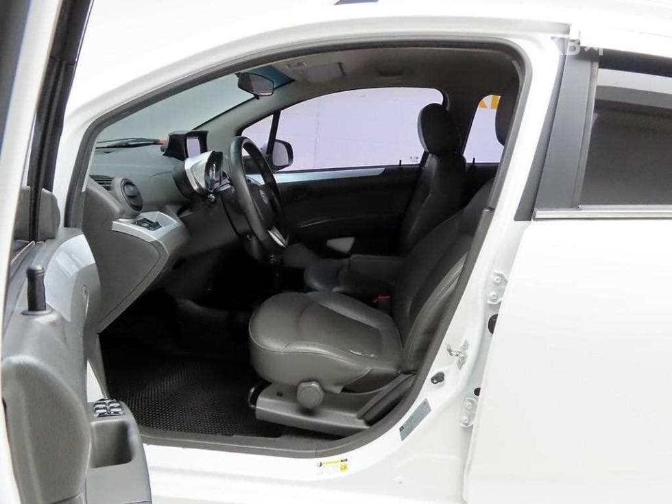 GM Korea Chevrolet SparkLT Standard - 12