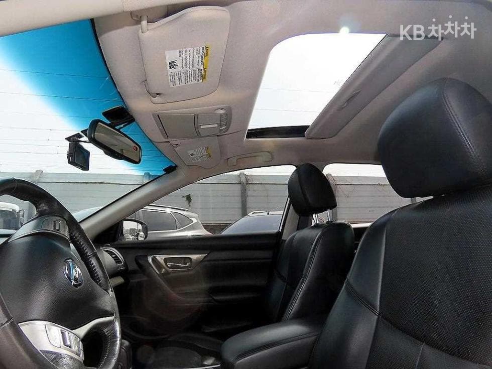 Nissan 알티마2.5 - 18