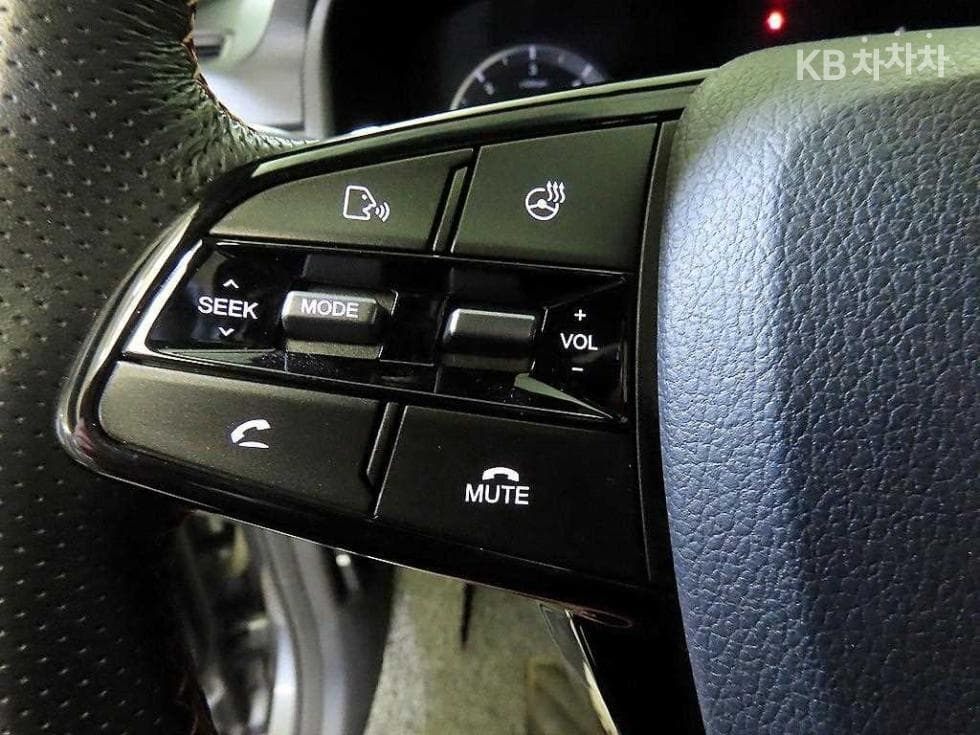 КейДжи Мобилити The New (фейслифт) Rexton 스포츠2.2 4x4 Noblesse - 13