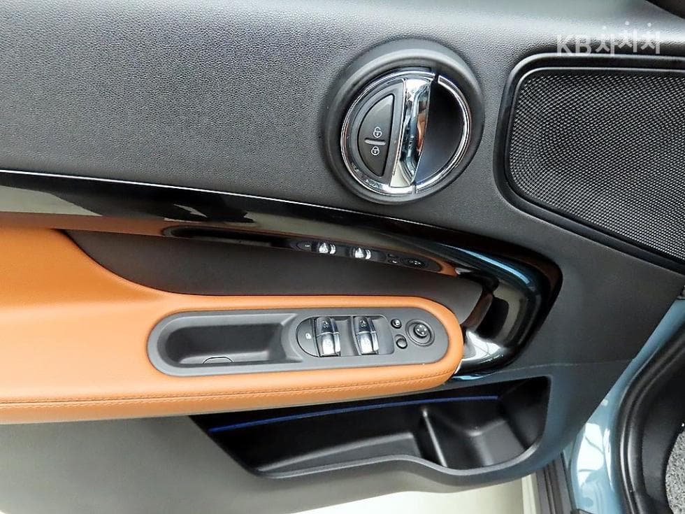 Мини Countryman (F60)2.0 Cooper S Classic All4 Стандартен - 11