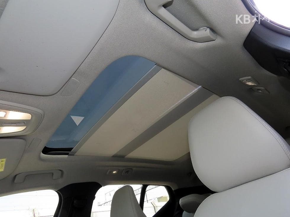 Volvo XC40B4 AWD Ultimate Bright - 18