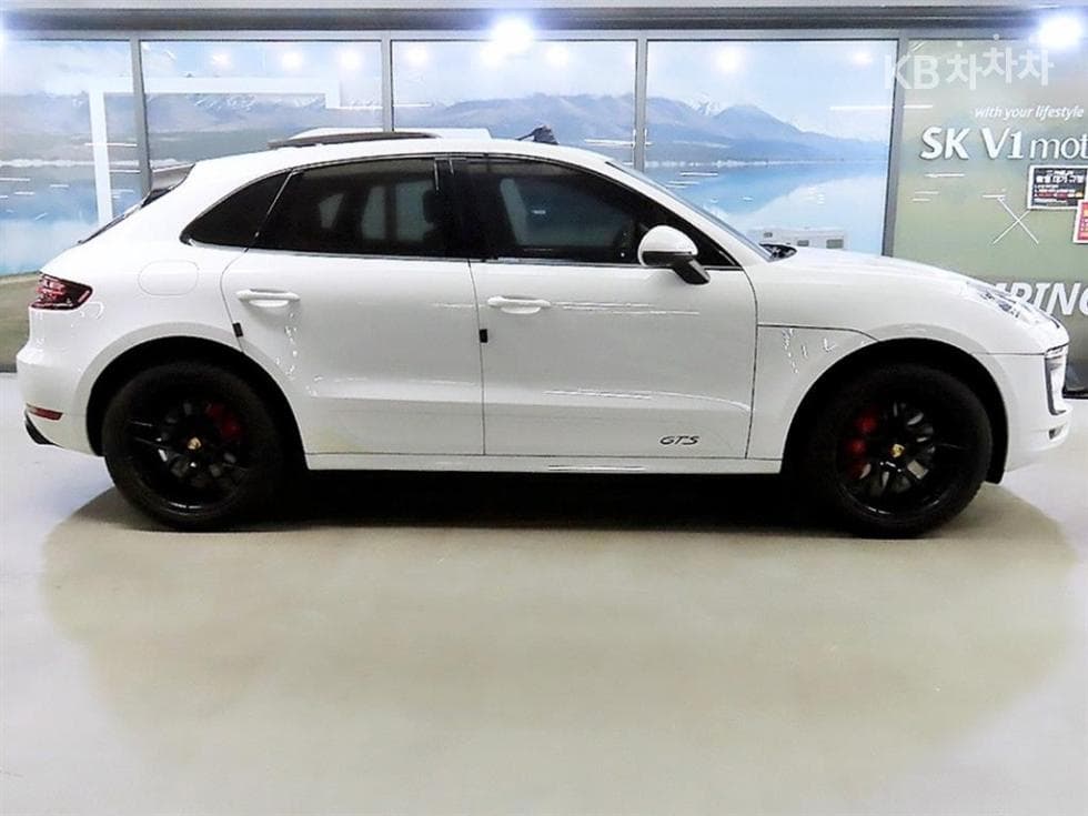 Porsche 마칸3.0 GTS - 3