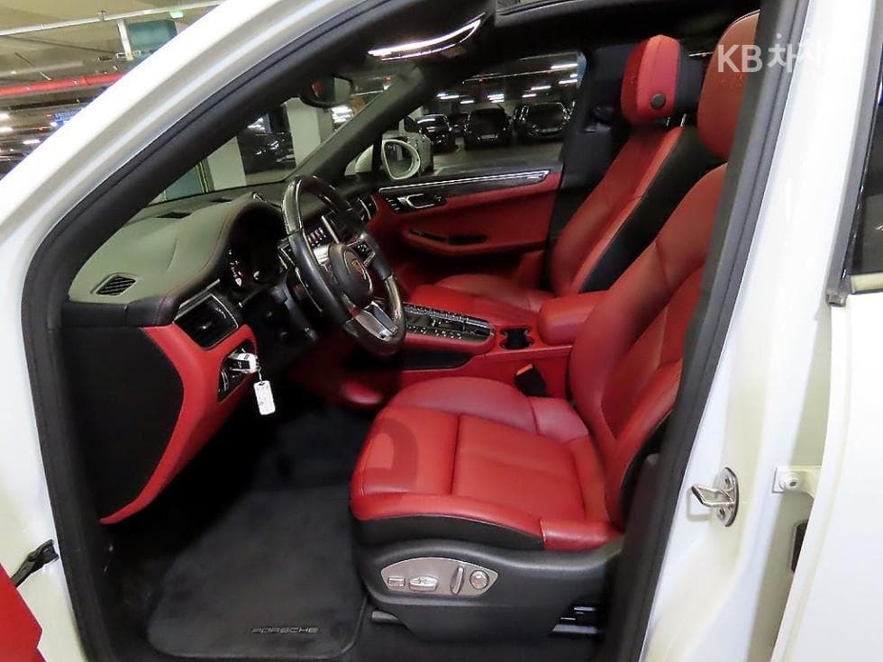 Porsche 마칸3.0 GTS - 6
