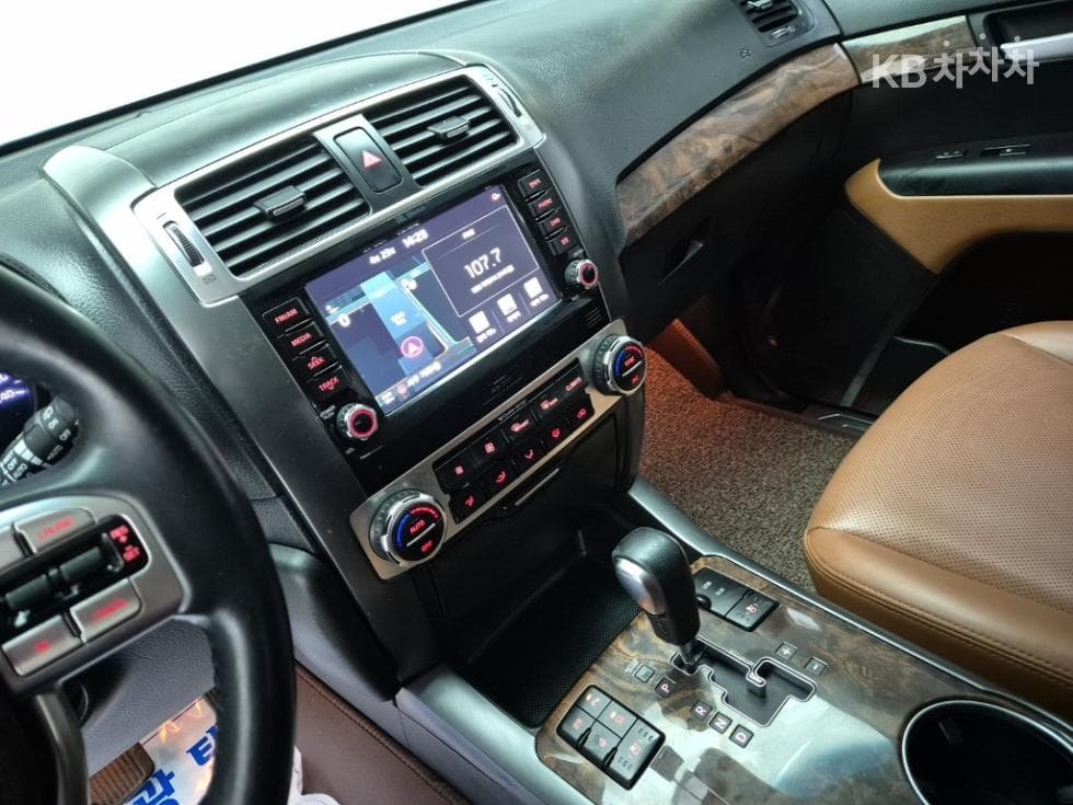 Kia The New (facelift) Mohave4WD President 5-seater - 10