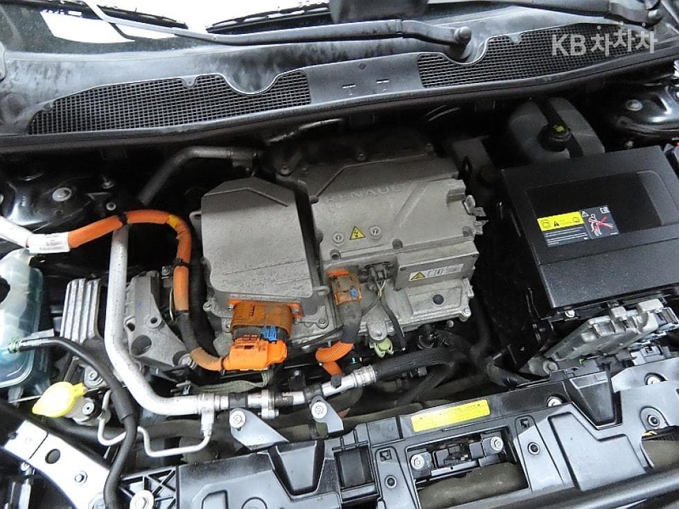 Renault Korea SM3 Z.E.RE - 7