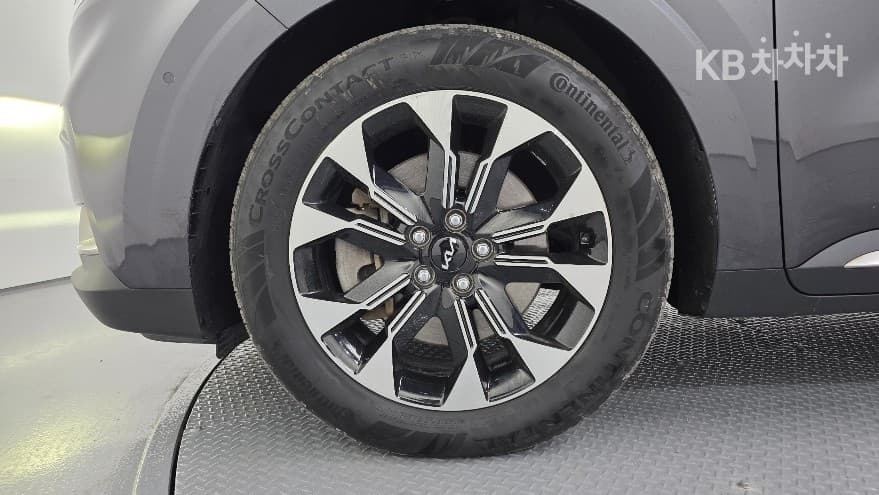 Kia Carnival 4th generationD2.2 9-seater Signature - 5