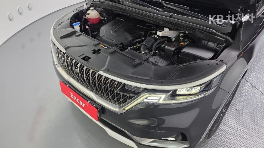 Kia Carnival 4th generationD2.2 9-seater Signature - 6