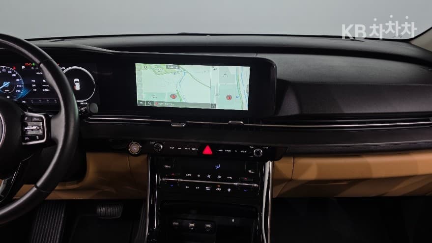 Kia Carnival 4th generationD2.2 9-seater Signature - 15