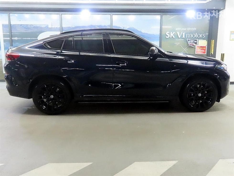 BMW X6(G06)xDrive 40i M Sport Package - 3