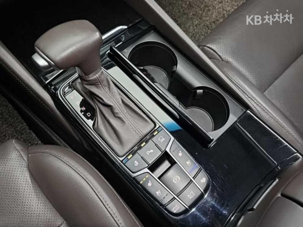 Kia All New K72.4 GDi Limited 에디션 - 13