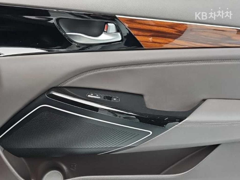 Kia All New K72.4 GDi Limited 에디션 - 18