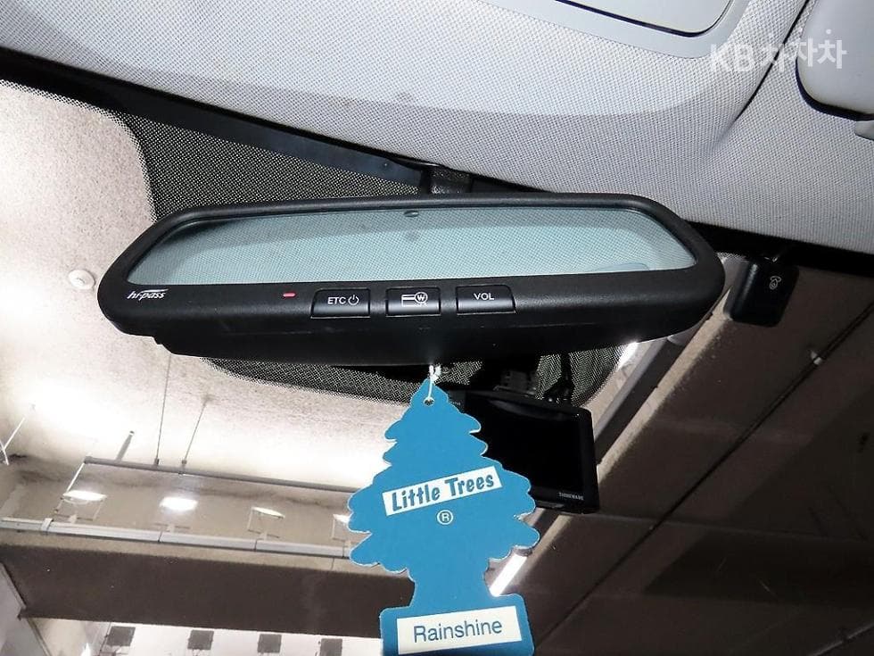 Hyundai Avante (Elantra)AD1.6 GDi Value Plus - 16
