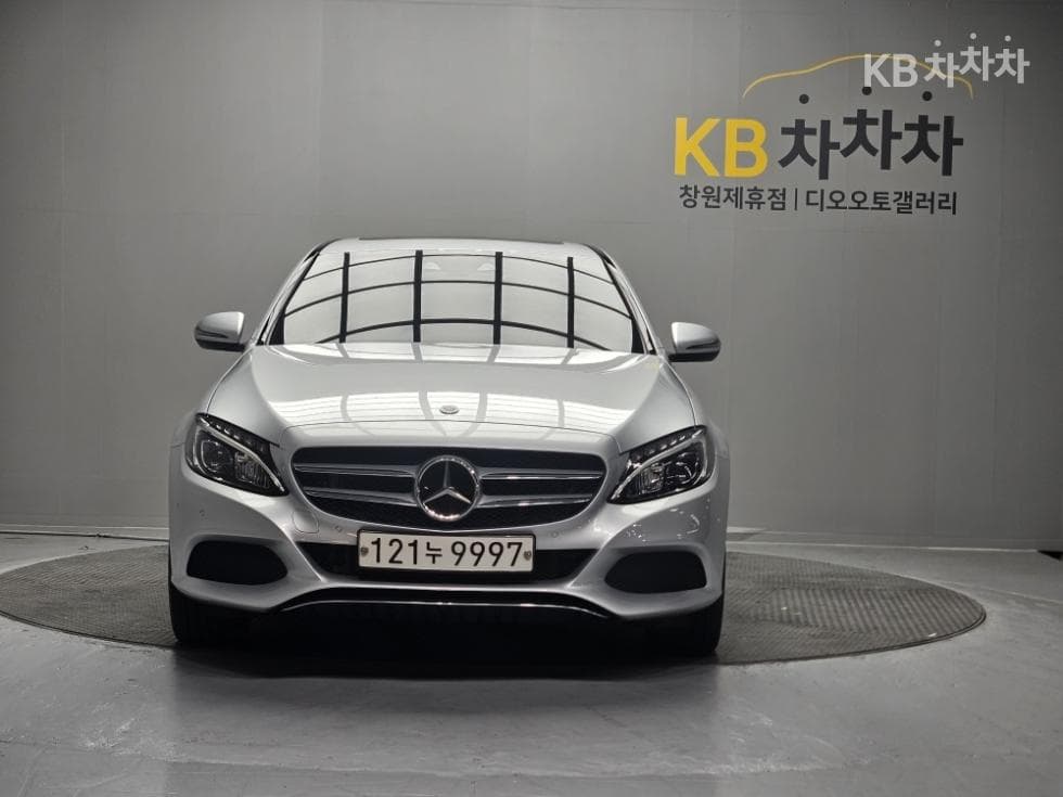 Mercedes-Benz The New (facelift) C-ClassC350e Standard