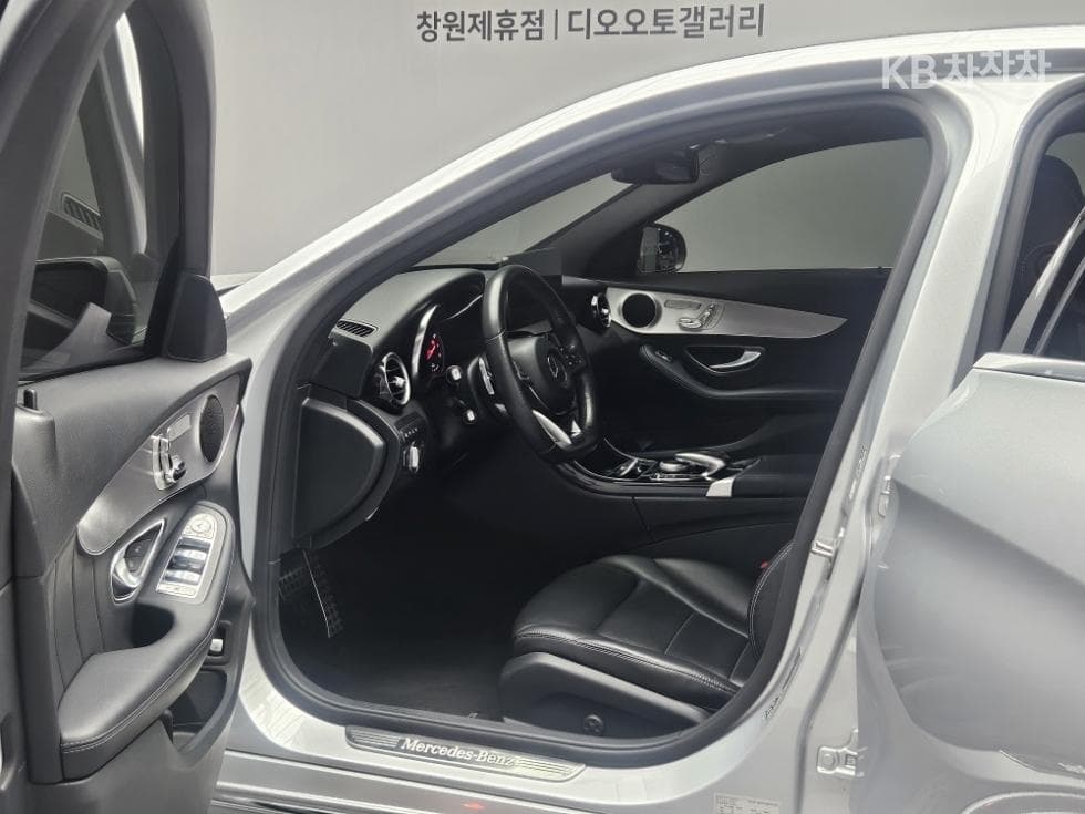 Mercedes-Benz The New (facelift) C-ClassC350e Standard - 18
