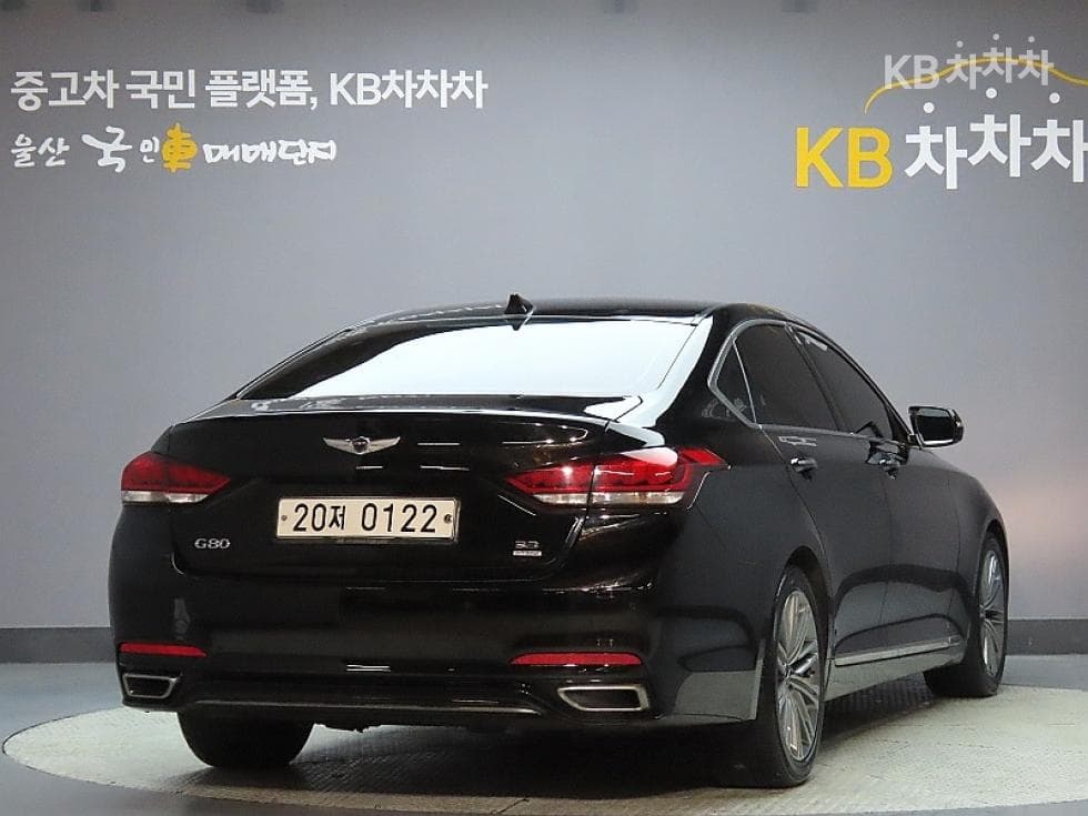 Genesis G803.3 GDI AWD Luxury - 2