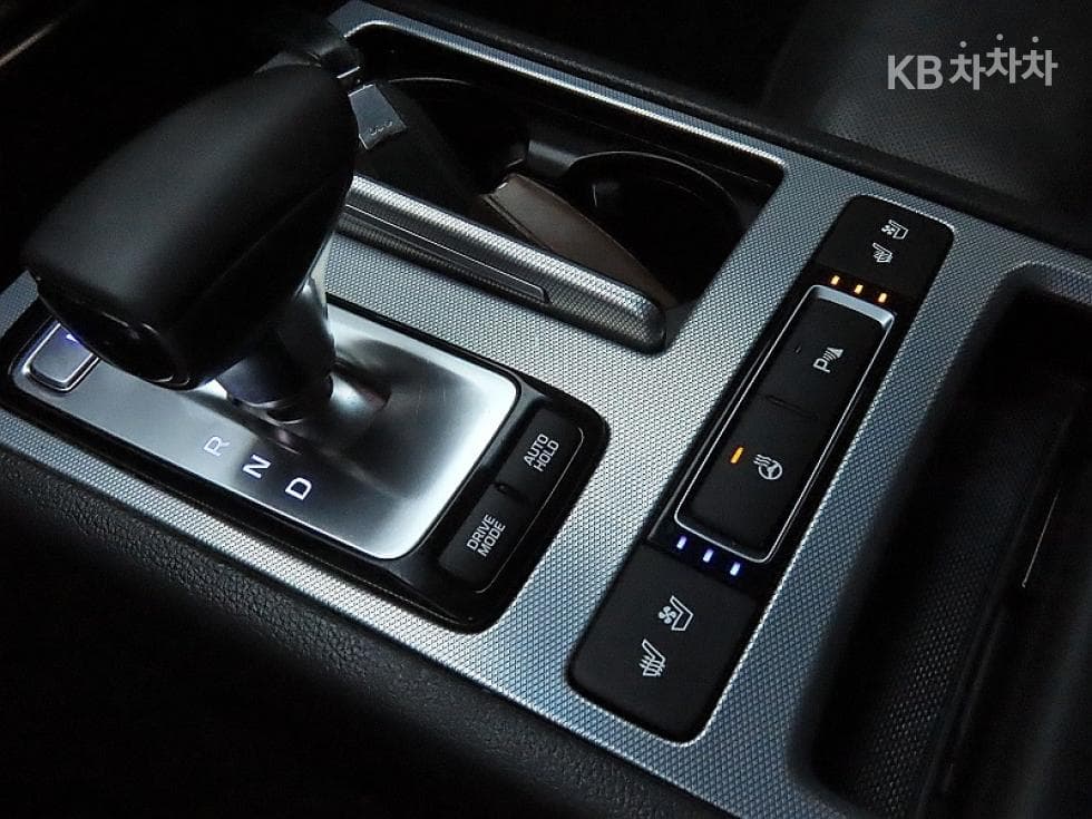 Genesis G803.3 GDI AWD Luxury - 9