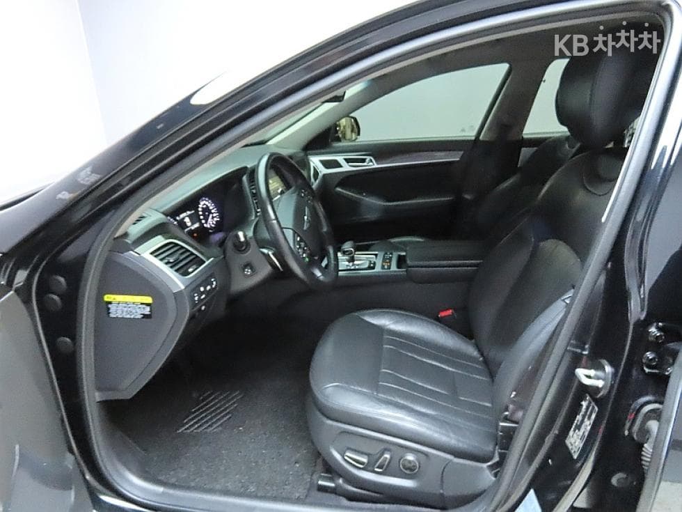 Genesis G803.3 GDI AWD Luxury - 10