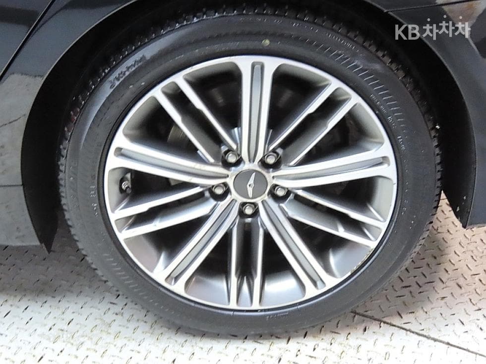 Genesis G803.3 GDI AWD Luxury - 20