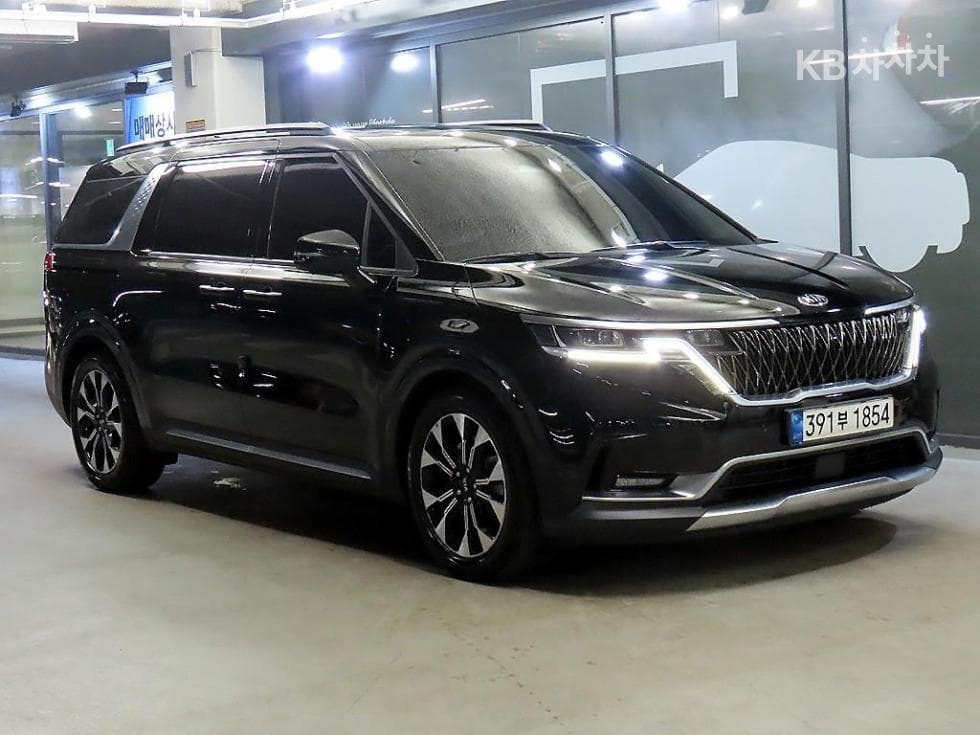 Kia Carnival 4th generation G3.5 GDI 7-seater (Limousine) Signature - Image 1