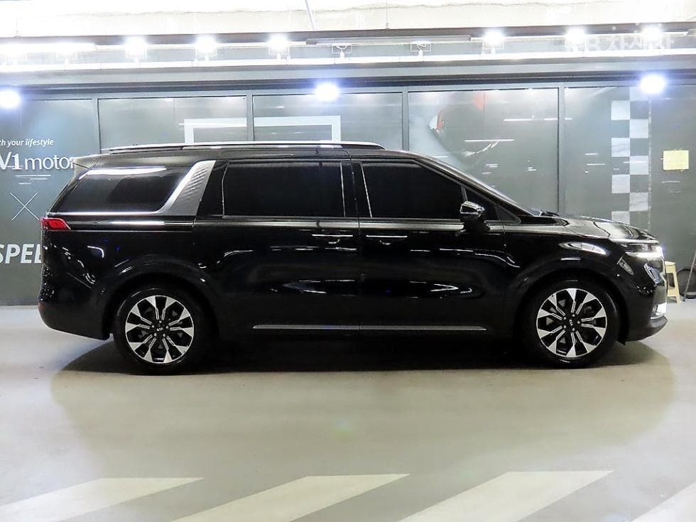 Kia Carnival 4th generationG3.5 GDI 7-seater (Limousine) Signature - 3