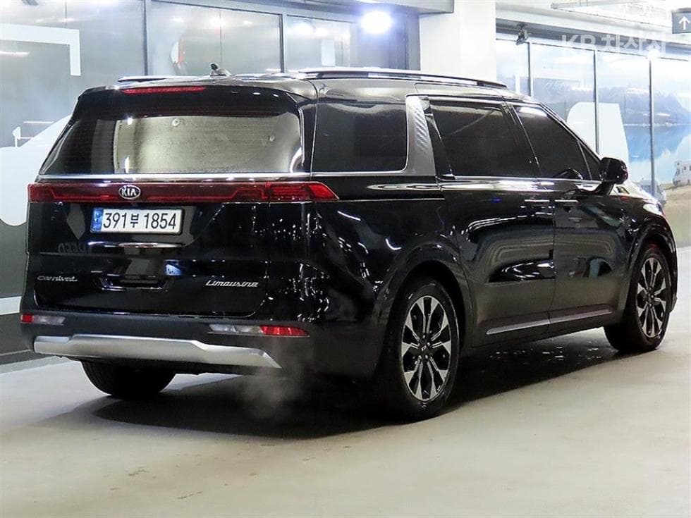 Kia Carnival 4th generationG3.5 GDI 7-seater (Limousine) Signature - 4
