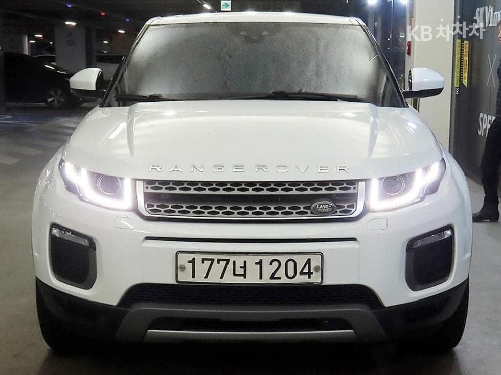 Land Rover Range Rover Evoque5-door 2.0 TD4 SE - 2