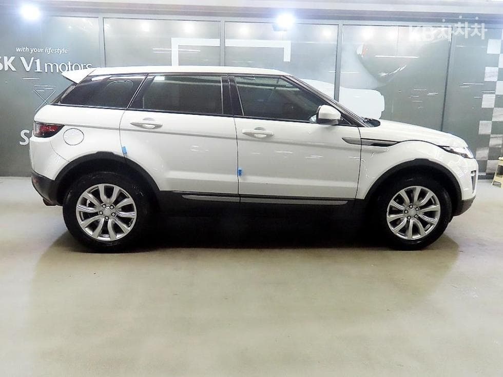 Land Rover Range Rover Evoque5-door 2.0 TD4 SE - 3