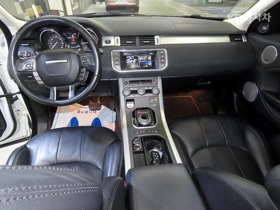 Land Rover Range Rover Evoque5-door 2.0 TD4 SE - 10