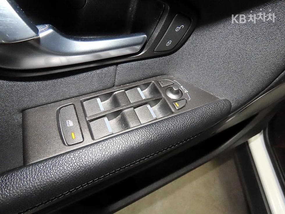 Land Rover Range Rover Evoque5-door 2.0 TD4 SE - 13