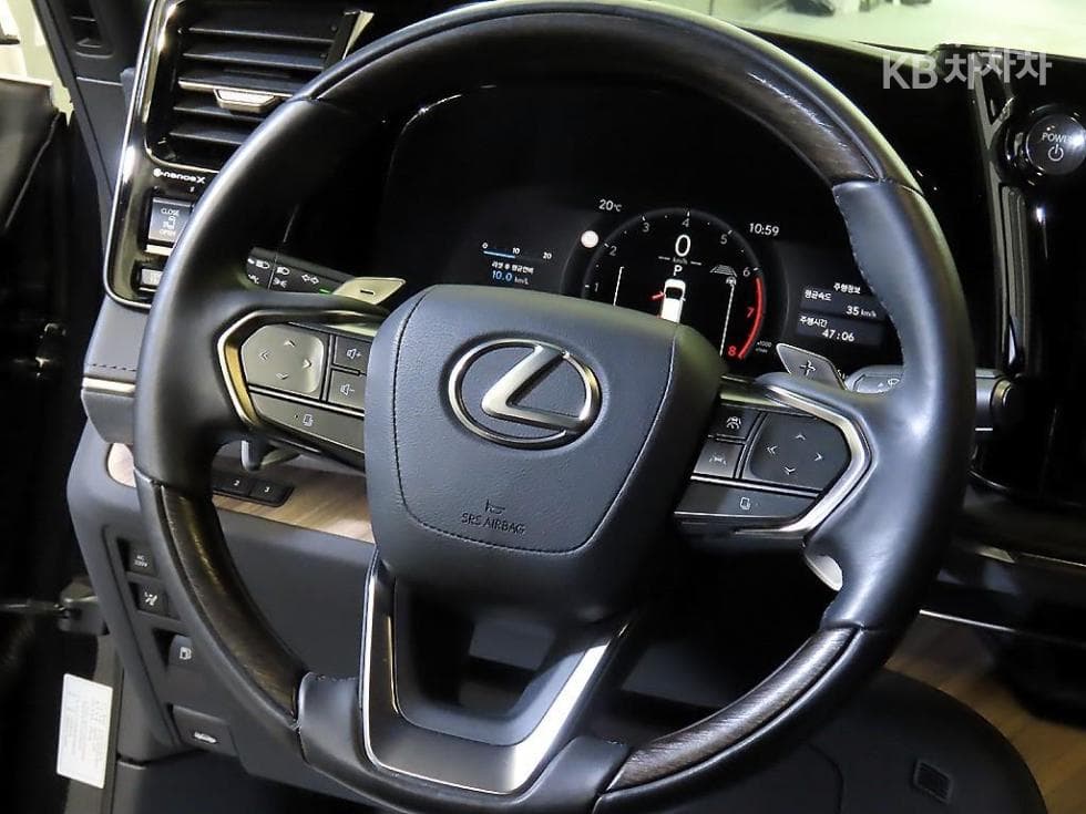 Lexus LM Second generation500h 이그제큐티브 - 8