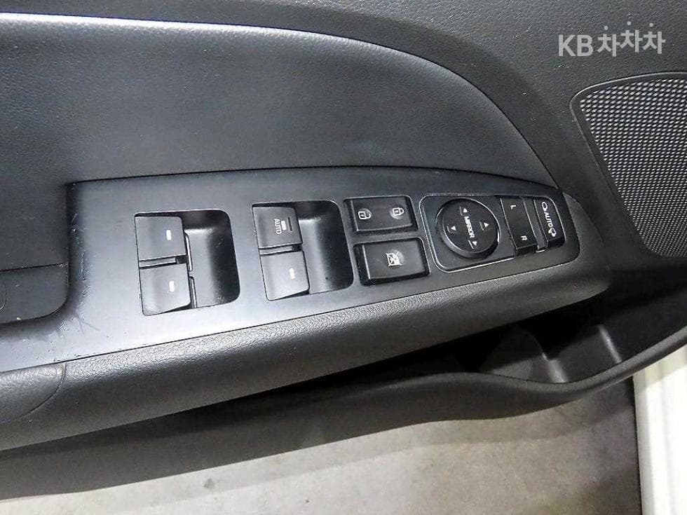 Hyundai Avante (Elantra)AD1.6 GDi Modern - 13